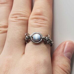 Medieval whimsical blue and silver ring ✦ size 7 ✦